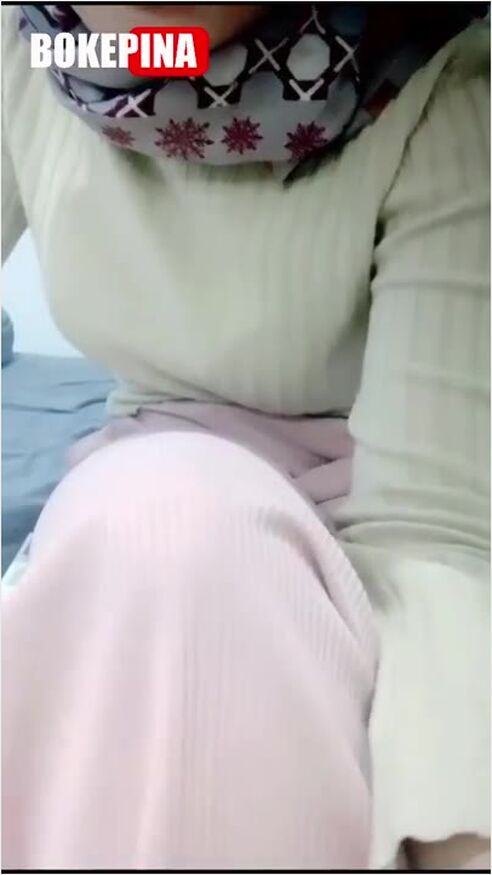 Thumbnail  Video Sex Nella Hijab Ditinggal Minggat 17 lonte