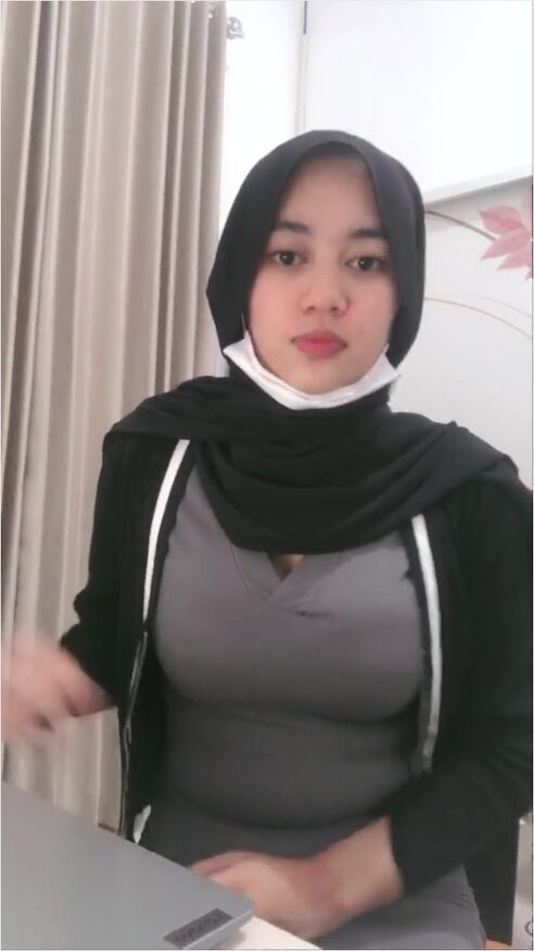 Video Sex Jilbab Kesepian Sange Online 2 Lonte