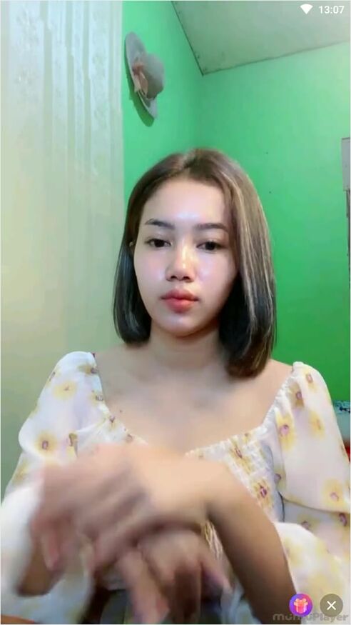 Thumbnail Video Sex Elavar Tobrut Gelantungan 2 lonte