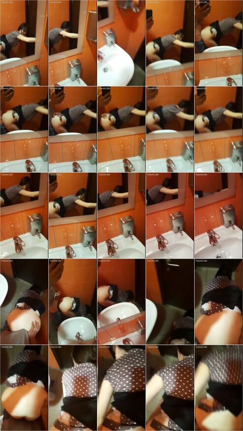 Entot Doi Di Kamar Mandi Mall