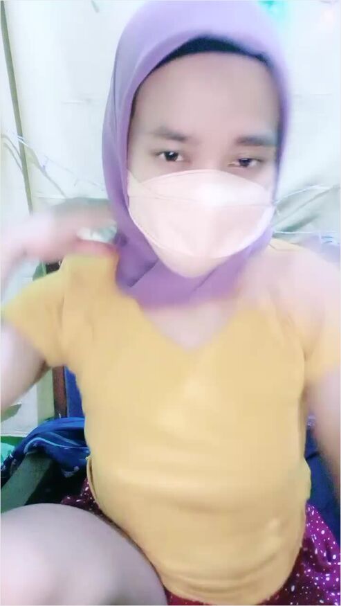 Bokep Jilbab - Ukhti Jilbab Ungu Lepas Beha Show Payudara