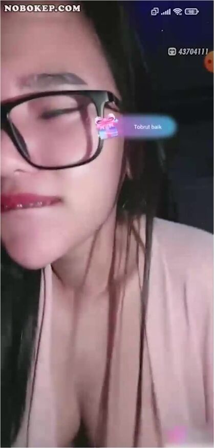 Bokep Indo Hanny Goyang Striptis Bikin Sange Pascol