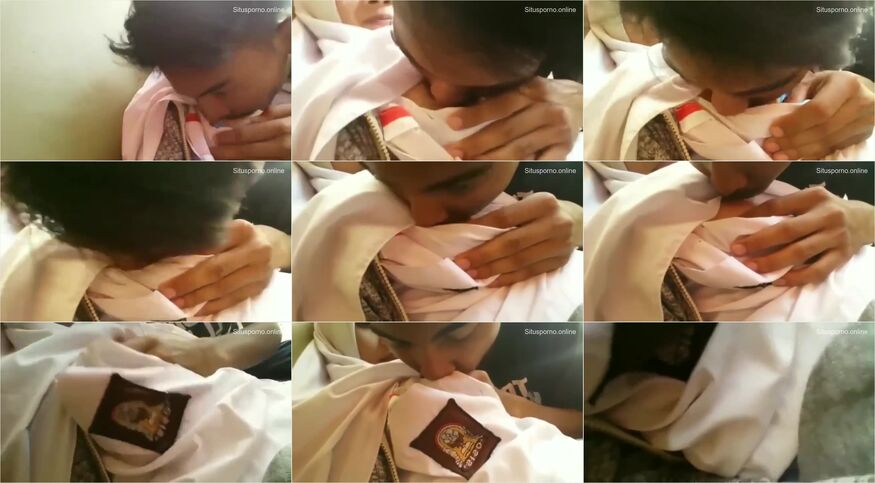 Video Sex Ngenyot nenen pacar SMA Bahan Lokal