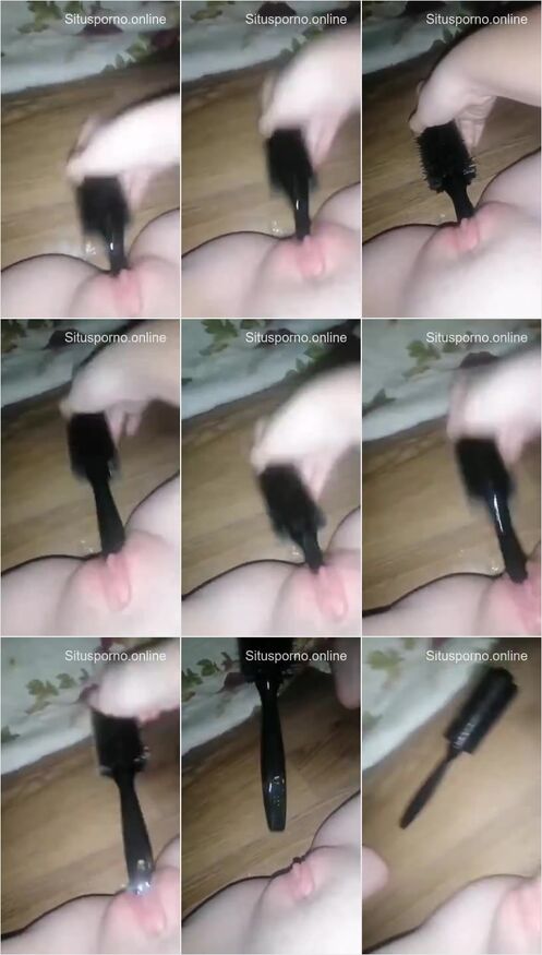 Thumbnail Video Sex C0LM3K pake ujung sisir PLAYCROT KONTOLIN Bahan Lokal