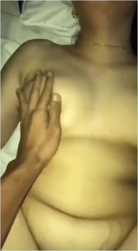 Thumbnail  Video Sex Salwa Suka Ngocok 16 lonte