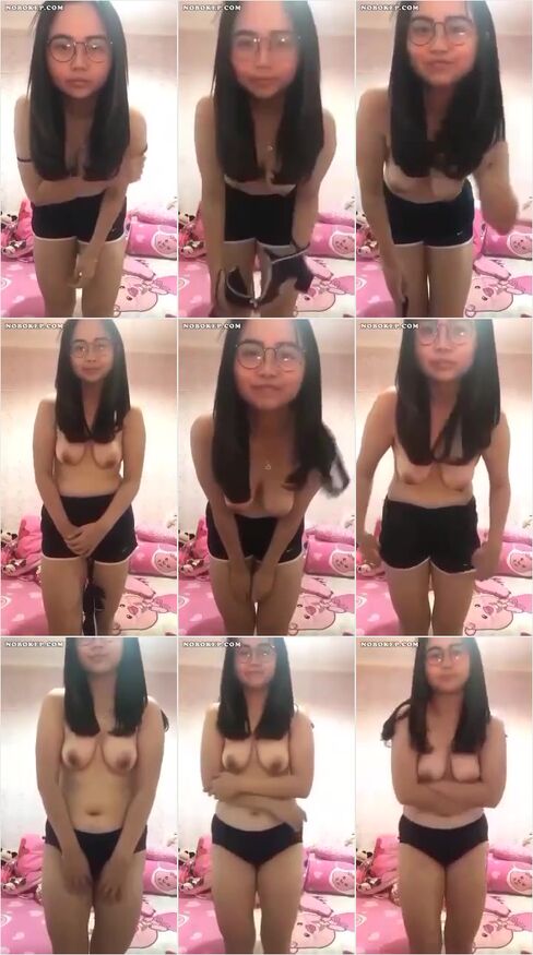 Bokep Indo Viral Cewe Kacamata Toge Bugil