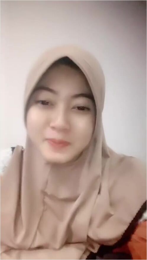 Thumbnail Video Sex Nella Hijab Ditinggal Minggat 10 lonte