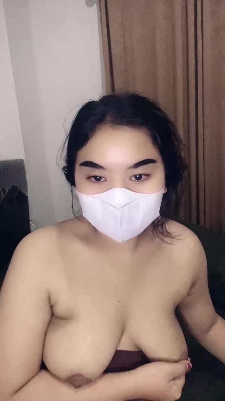 Ciamelia ID 1898712535501635585 Hot51 telegram bot @DSrecordbot